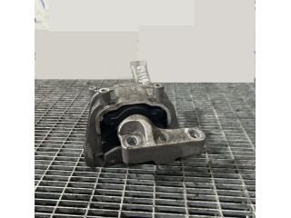 bontott AUDI Q3 Tartó Bak