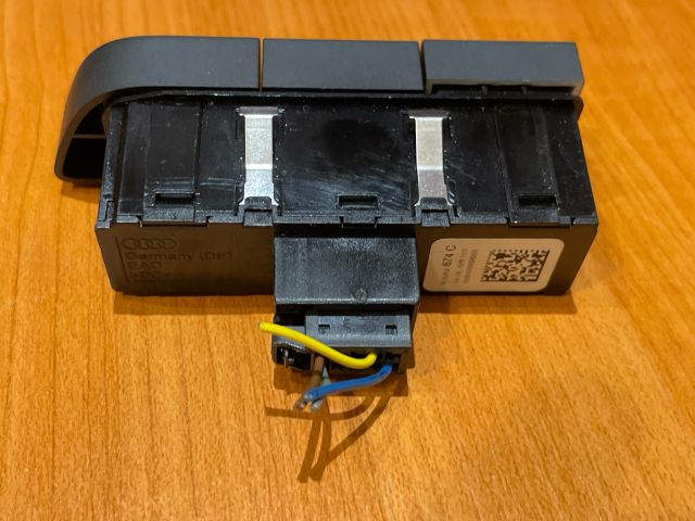 bontott AUDI Q3 Tolatóradar Kapcsoló