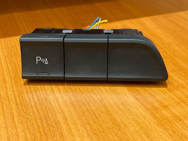 bontott AUDI Q3 Tolatóradar Kapcsoló