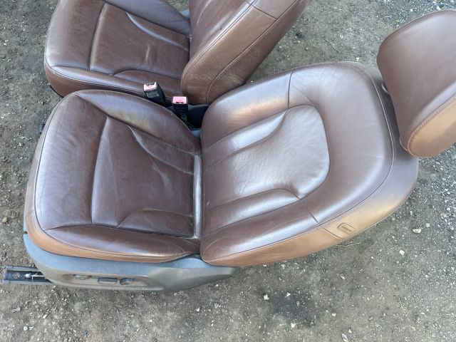 bontott AUDI Q3 Ülés és Ajtókárpit Szett