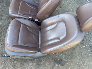 bontott AUDI Q3 Ülés és Ajtókárpit Szett