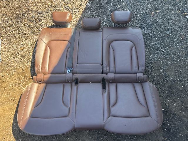 bontott AUDI Q3 Ülés és Ajtókárpit Szett