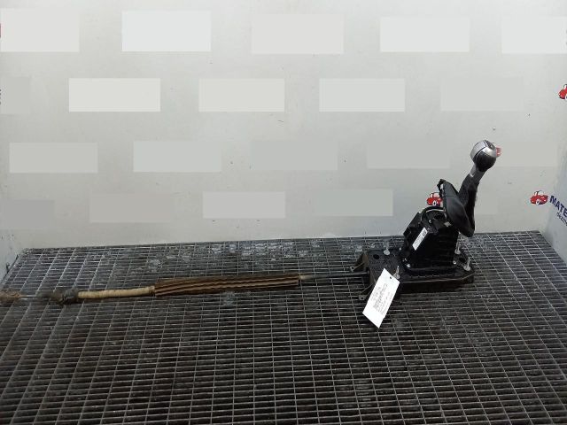 bontott AUDI Q3 Váltógomb