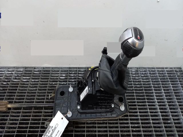 bontott AUDI Q3 Váltógomb