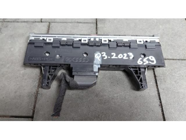 bontott AUDI Q3 Vészvillogó Kapcsoló