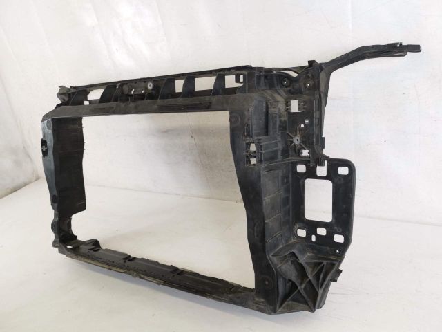 bontott AUDI Q3 Vízhűtő Radiátor Tartó