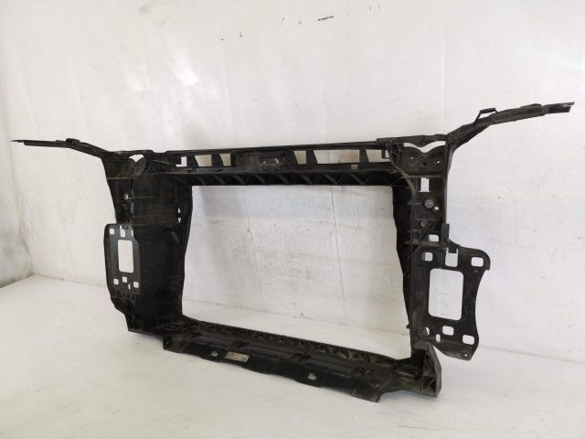 bontott AUDI Q3 Vízhűtő Radiátor Tartó