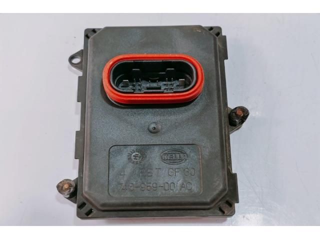 bontott AUDI Q3 Xenon Trafó