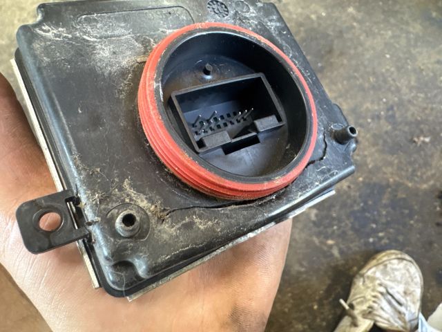 bontott AUDI Q3 Xenon Trafó