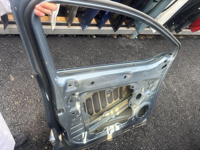 bontott AUDI Q4 Bal első Ajtó (Üres lemez)