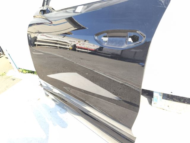 bontott AUDI Q4 Bal első Ajtó (Üres lemez)