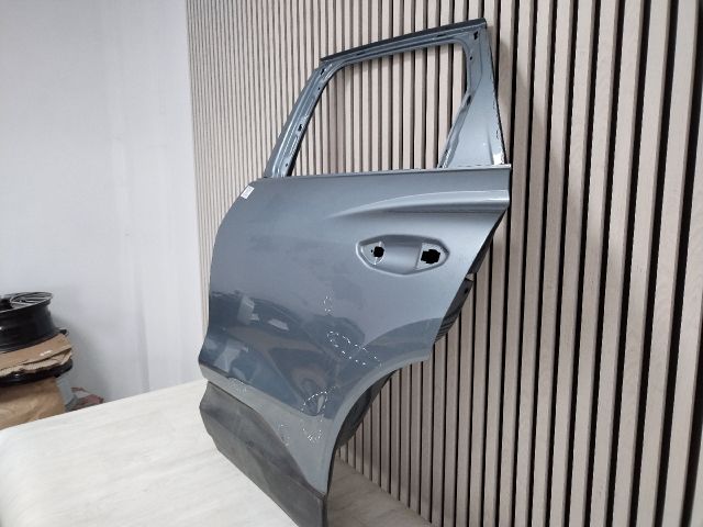 bontott AUDI Q4 Bal hátsó Ajtó (Üres lemez)