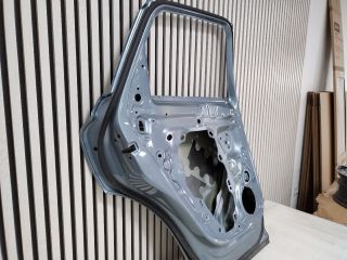 bontott AUDI Q4 Bal hátsó Ajtó (Üres lemez)