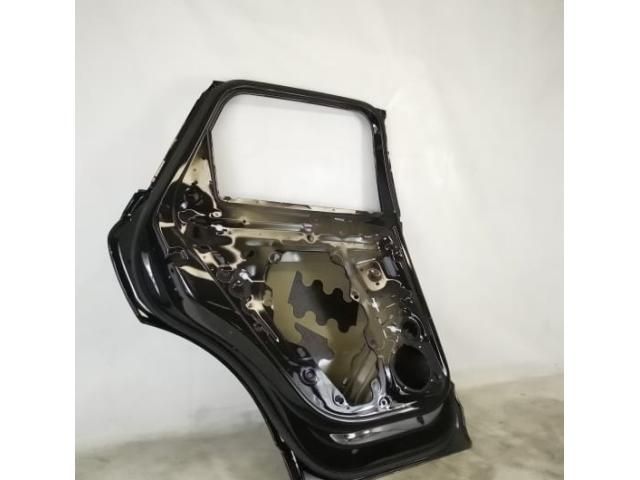 bontott AUDI Q4 Bal hátsó Ajtó (Üres lemez)