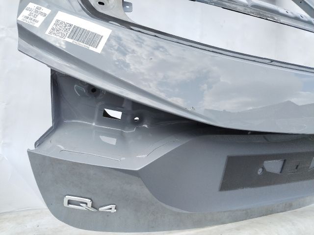 bontott AUDI Q4 Csomagtérajtó (Üres lemez)