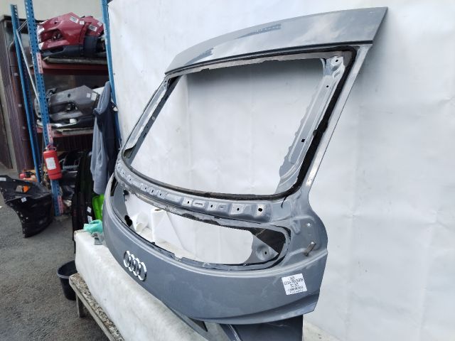 bontott AUDI Q4 Csomagtérajtó (Üres lemez)