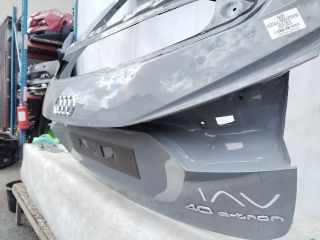 bontott AUDI Q4 Csomagtérajtó (Üres lemez)