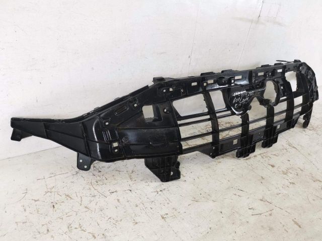 bontott AUDI Q4 Első Lökhárító Tartó Felső