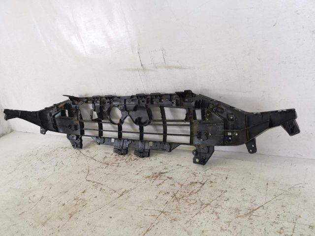 bontott AUDI Q4 Első Lökhárító Tartó Felső