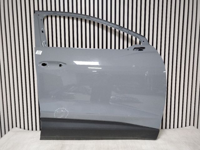 bontott AUDI Q4 Jobb első Ajtó (Üres lemez)