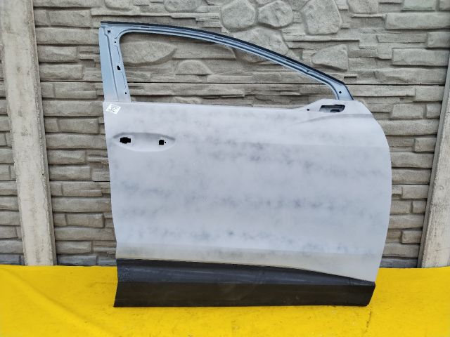 bontott AUDI Q4 Jobb első Ajtó (Üres lemez)