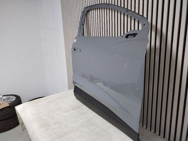 bontott AUDI Q4 Jobb első Ajtó (Üres lemez)