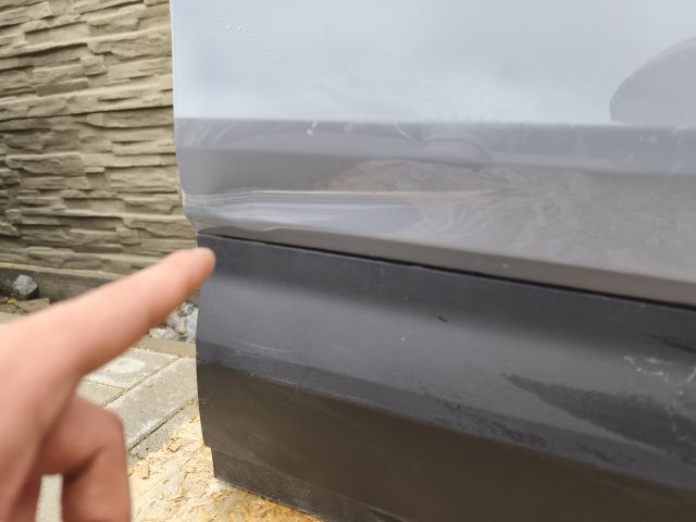 bontott AUDI Q4 Jobb első Ajtó (Üres lemez)