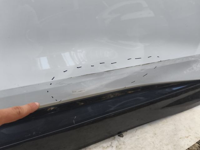 bontott AUDI Q4 Jobb első Ajtó (Üres lemez)