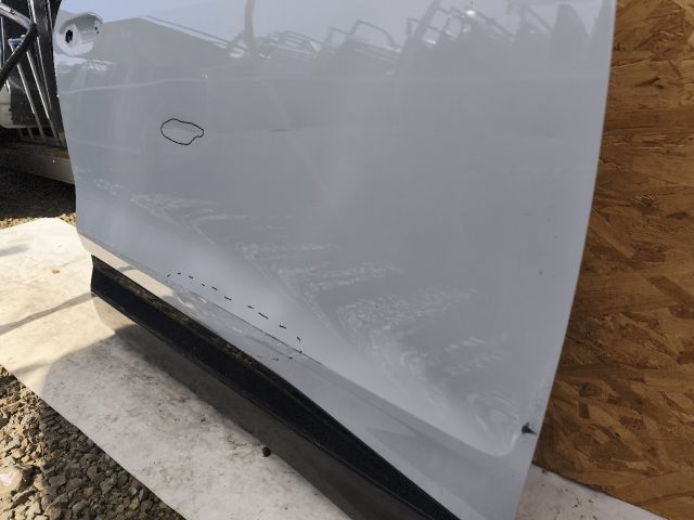 bontott AUDI Q4 Jobb első Ajtó (Üres lemez)