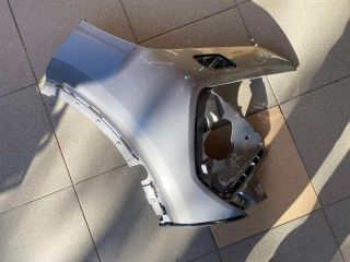 bontott AUDI Q4 Jobb első Lökhárító Sarok