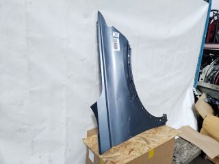 bontott AUDI Q4 Jobb első Sárvédő