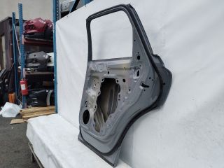 bontott AUDI Q4 Jobb hátsó Ajtó (Üres lemez)