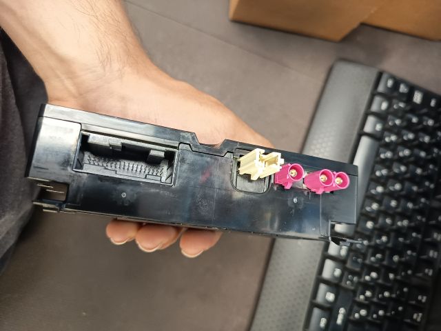 bontott AUDI Q4 Online Modul