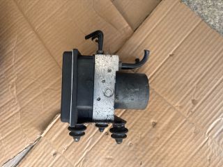 bontott AUDI Q5 ABS Kocka