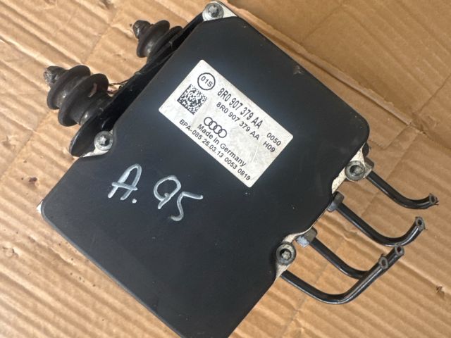 bontott AUDI Q5 ABS Kocka