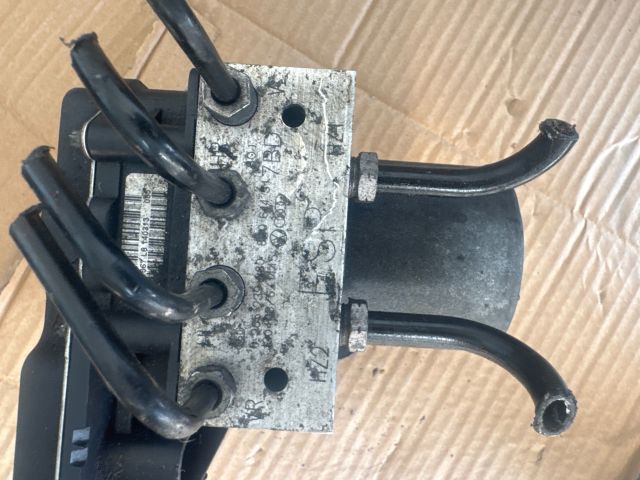 bontott AUDI Q5 ABS Kocka