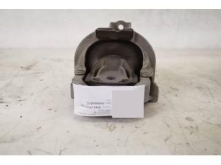 bontott AUDI Q5 Motor Tartó Bak (Pozíciófüggetlen)