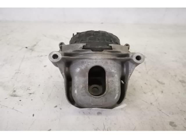 bontott AUDI Q5 Motor Tartó Bak (Pozíciófüggetlen)