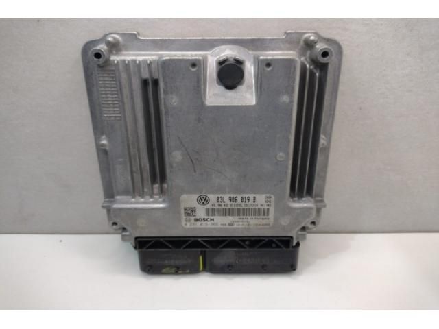 bontott AUDI Q5 Motorvezérlő