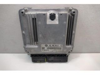 bontott AUDI Q5 Motorvezérlő