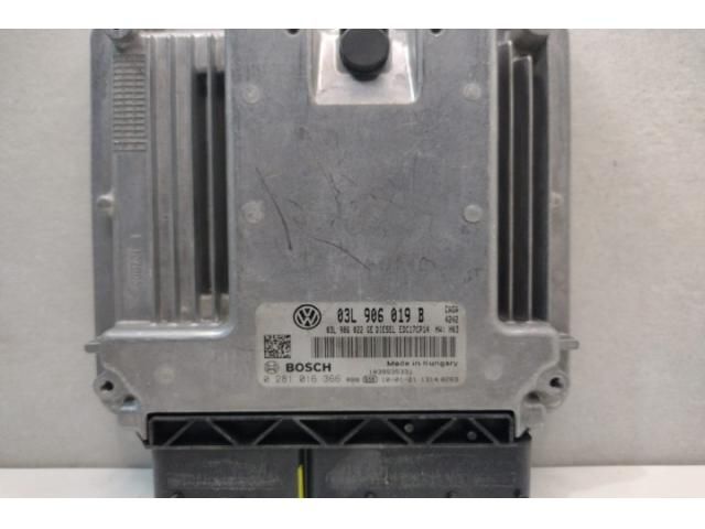 bontott AUDI Q5 Motorvezérlő