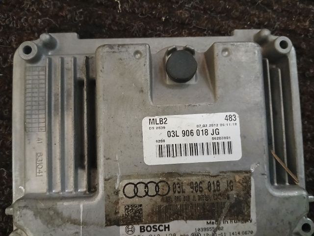 bontott AUDI Q5 Motorvezérlő