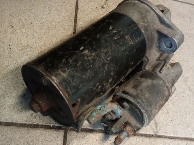 bontott AUDI Q5 Önindító