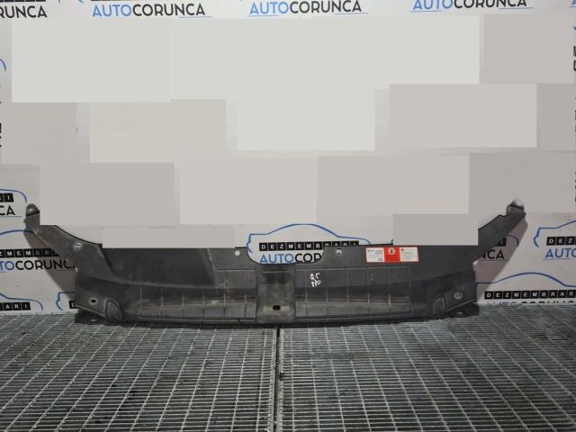 bontott AUDI Q5 Alsó Összekötő