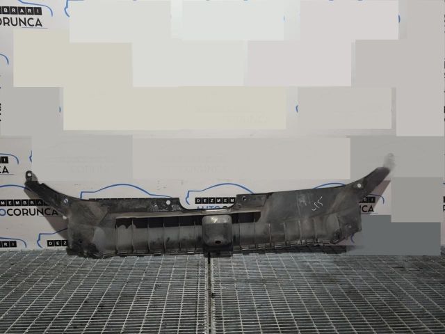 bontott AUDI Q5 Alsó Összekötő