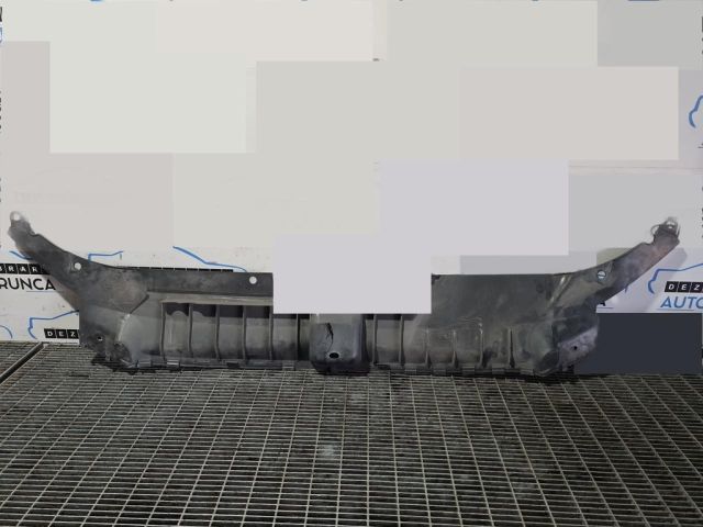 bontott AUDI Q5 Alsó Összekötő