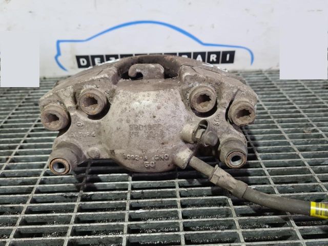 bontott AUDI Q5 Bal első Fékkengyel