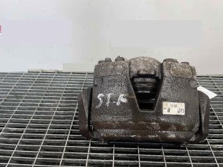 bontott AUDI Q5 Bal első Féknyereg Munkahengerrel