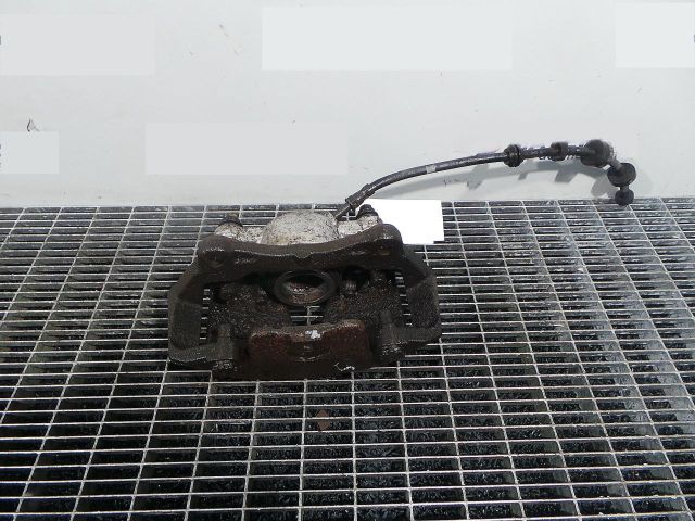 bontott AUDI Q5 Bal első Féknyereg Munkahengerrel