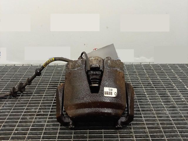 bontott AUDI Q5 Bal első Féknyereg Munkahengerrel